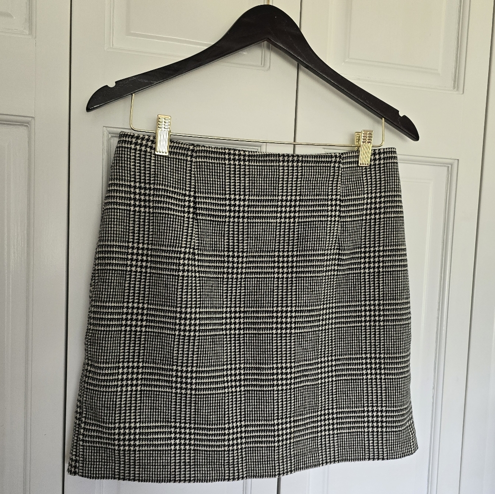 35th & 10th Black Plaid Mini Skirt